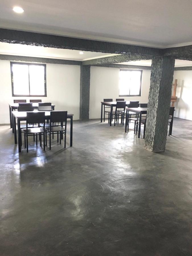 Nausori Airport Hotel Екстер'єр фото