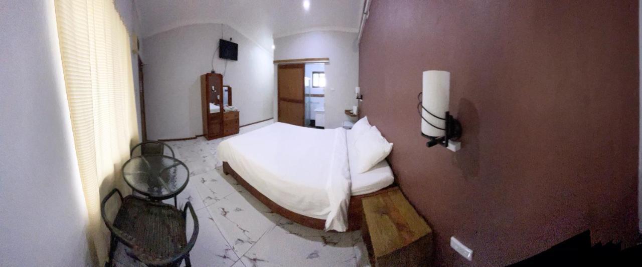 Nausori Airport Hotel Екстер'єр фото
