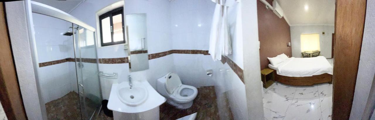 Nausori Airport Hotel Екстер'єр фото