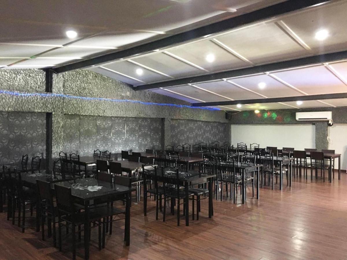 Nausori Airport Hotel Екстер'єр фото